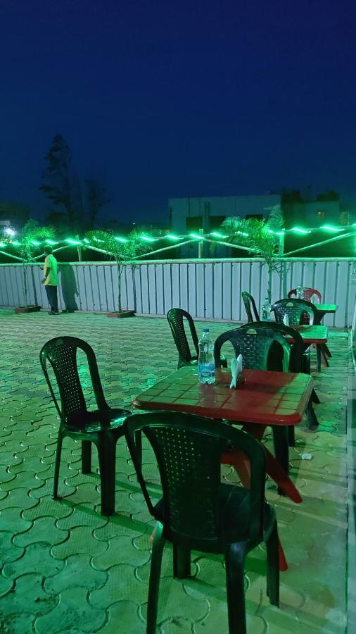 Hotel Rupkatha マンダーマニ エクステリア 写真